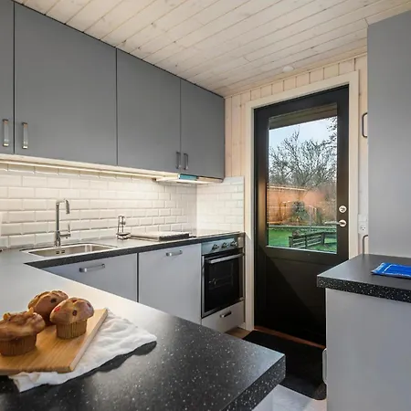Cozy In With Kitchen Holiday home *