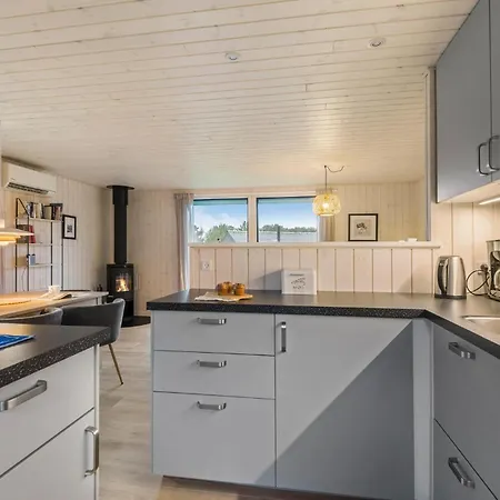 3 Bedroom Beach Front Home In Fano Ferienhaus Fanø