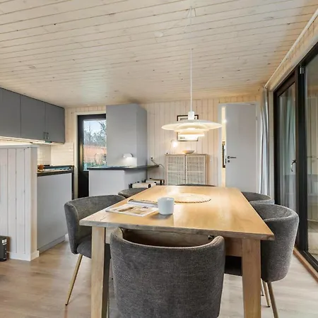 Cozy In With Kitchen Holiday home